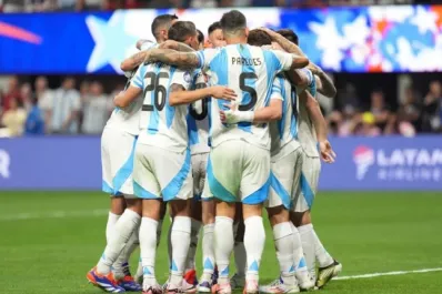 Dos jugadores de la Scaloneta están en el 11 ideal de la Copa América