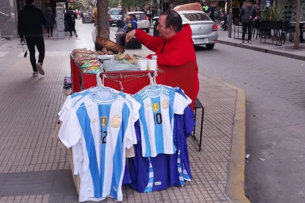 La gente se entusiasma cada vez que la Scaloneta juega