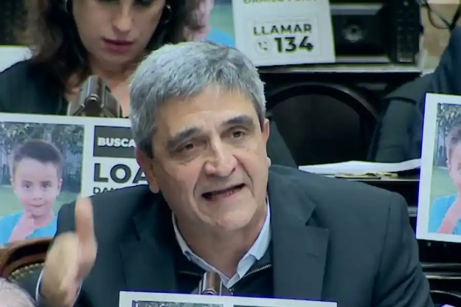 TEMA SENSIBLE. Yedlin reprochó a Pettovello por la mercadería retenida.