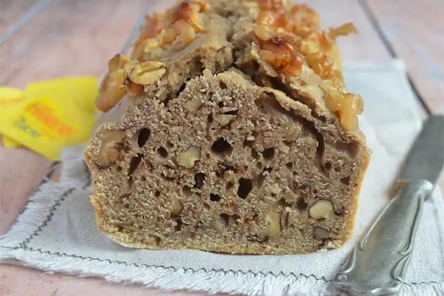 ¿Cómo hacer budín de café y nuez?