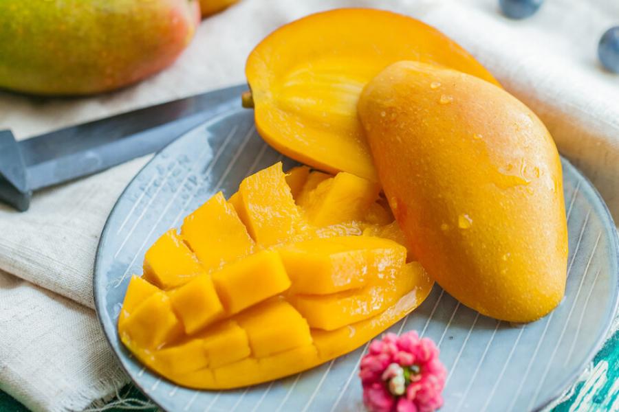 El mango es una de las frutas con más azúcar en su contenido.