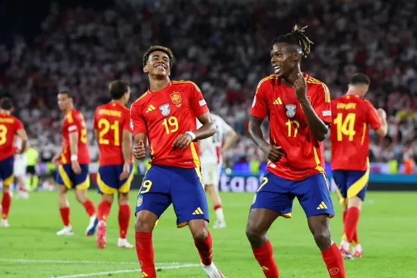 España goleó 4-1 a Georgia y está en cuartos de la Eurocopa