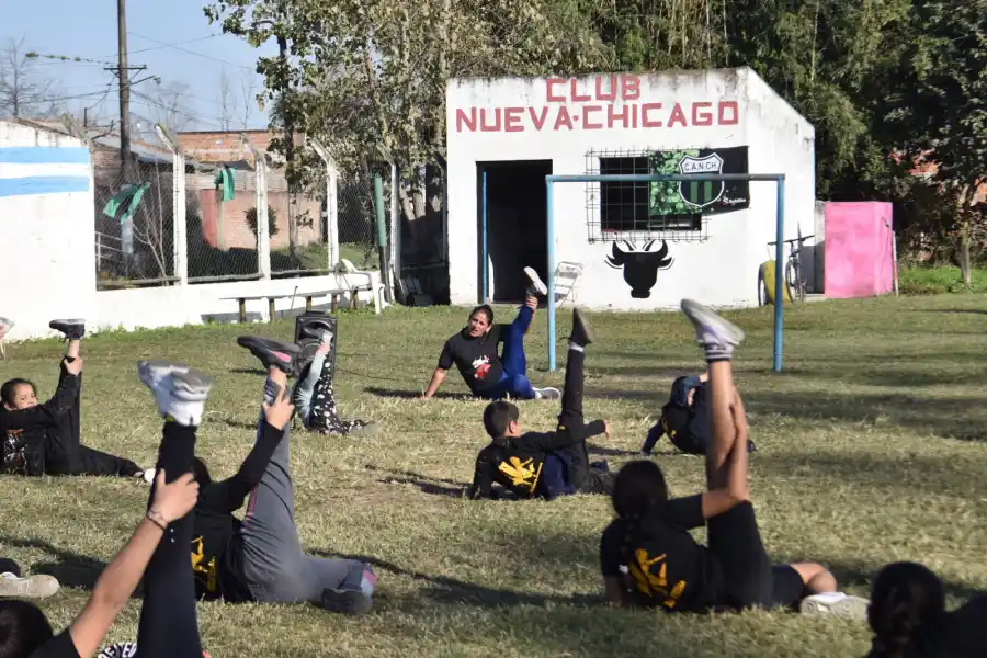 Como el continente, dos pueblos unidos por la pelota