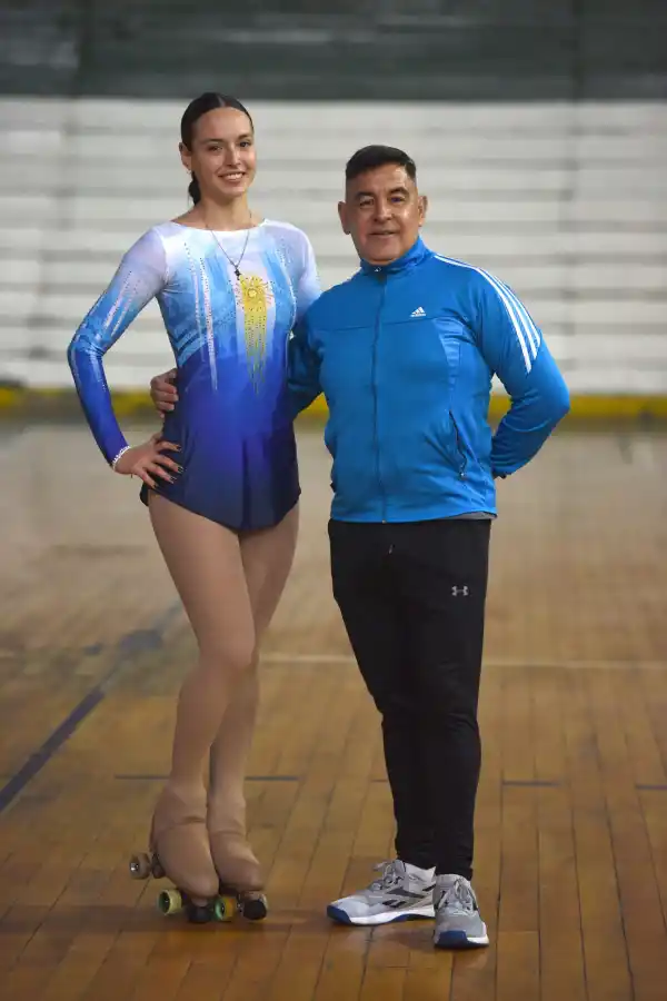 Es tucumana, integra la selección argentina de patín, y debió vender rifas para poder participar de un evento panamericano