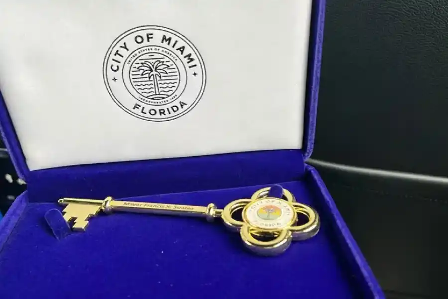 En Miami se proclamó el Día de la AFA y Claudio Tapia recibió la llave de la ciudad