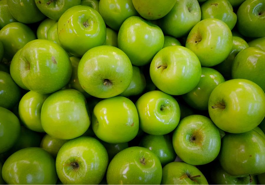 La manzana verde ofrece numerosos beneficios.
