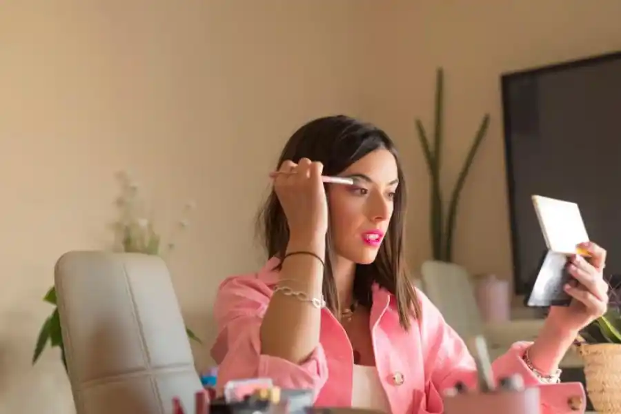 Filtros y maquillaje: entre la realidad y la ilusión