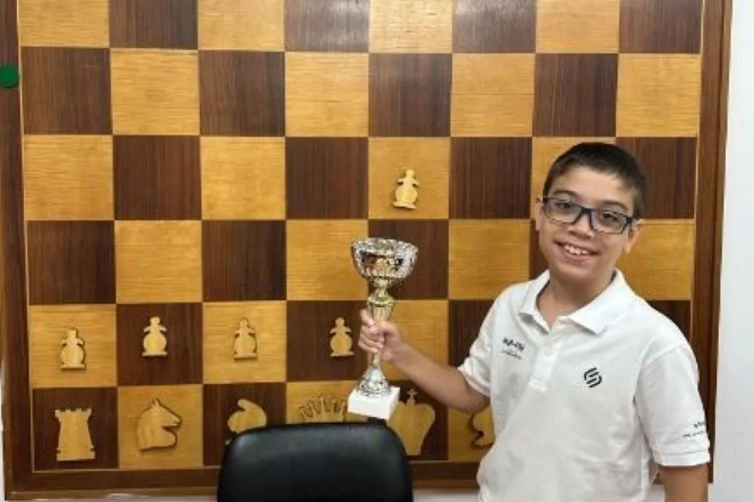 El brillo de Oro encandiló a un maestro del ajedrez: le ganó al número dos del mundo