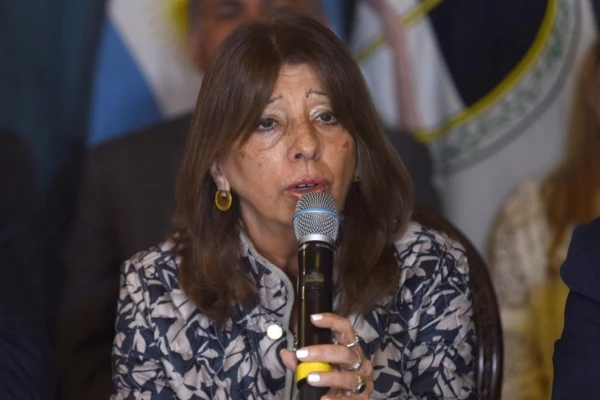 El Ministerio de Educación de Tucumán desmintió “despidos” o “cesantías”