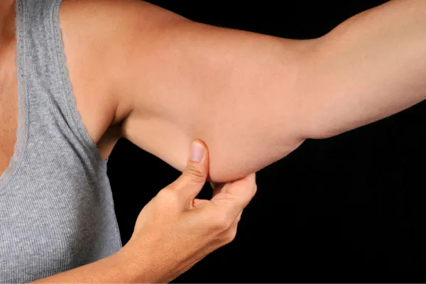 Cuál es el mejor ejercicio para fortalecer los brazos y eliminar la flacidez