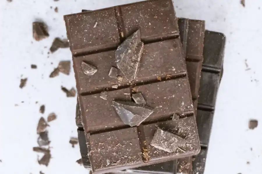 AMARGO. El chocolate amargo contiene muchos antioxidantes y es altamente beneficioso. / UNSPLASH.