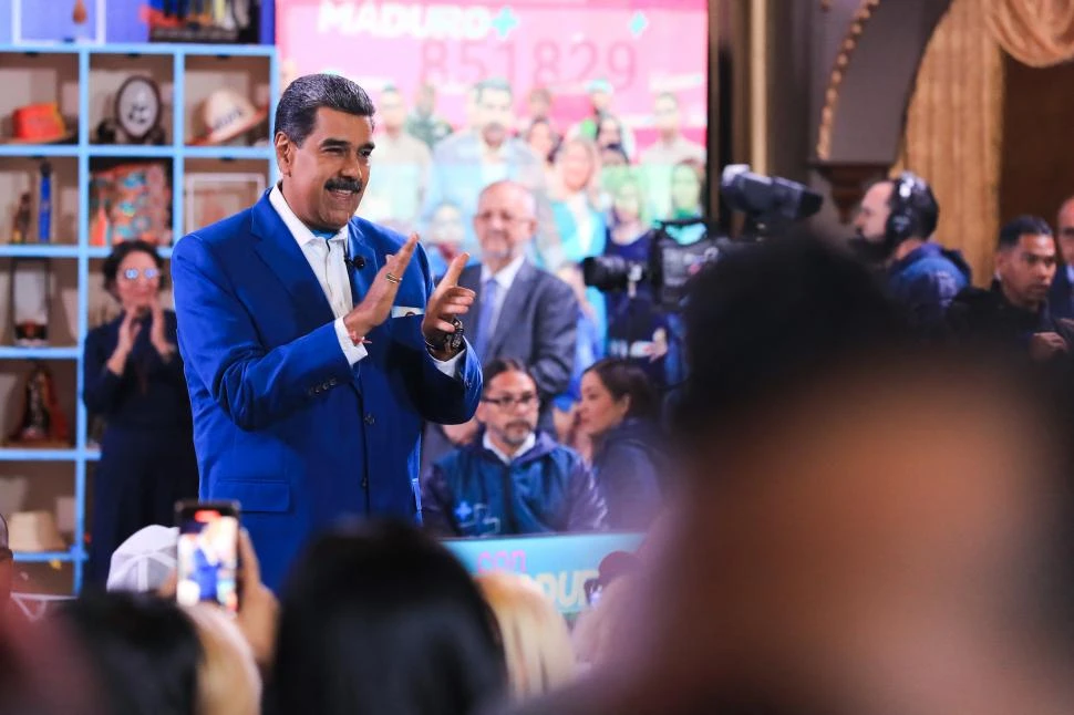 EN CAMPAÑA. Maduro, presidente de Venezuela, aspira a conseguir una tercera reelección, el domingo 28. afp