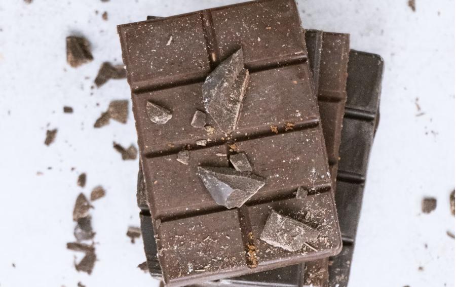 AMARGO. El chocolate amargo contiene muchos antioxidantes y es altamente beneficioso. / UNSPLASH.