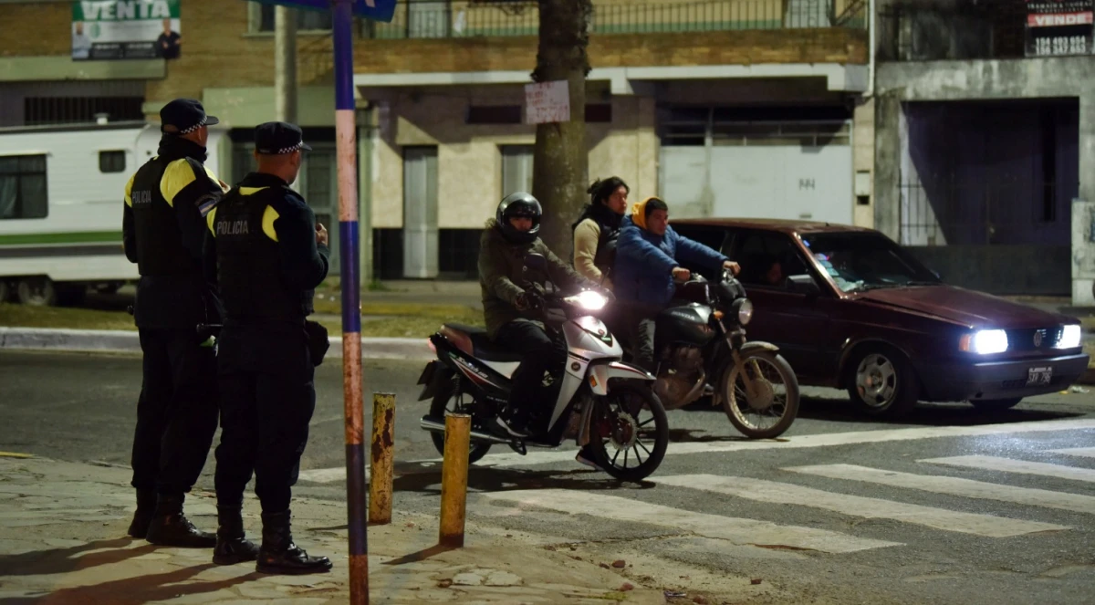 ESQUINAS. Cientos de policías recorren la ciudad mientras en Estados Unidos se desarrolla la Copa América 2024. 