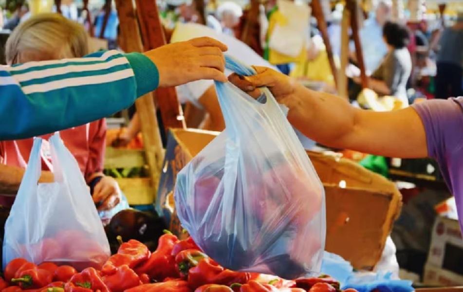 San Miguel de Tucumán le dice adiós a las bolsas plásticas: estarán prohibidas en los comercios