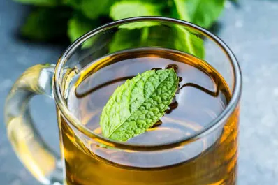 La infusión que alivia dolores de cabeza y migrañas por estrés