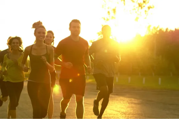 ¿Por qué conviene entrenar a la mañana?: los beneficios de hacer ejercicio al comenzar el día