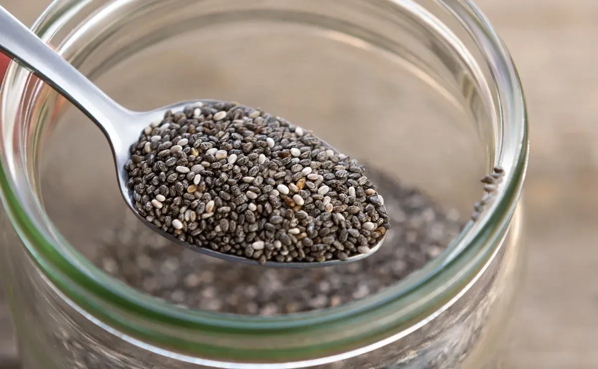 Las semillas de chía ayudan a regular los niveles de azúcar en sangre.