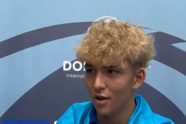 En España, un tucumano se quedó con el premio al mejor gol de un torneo amateur