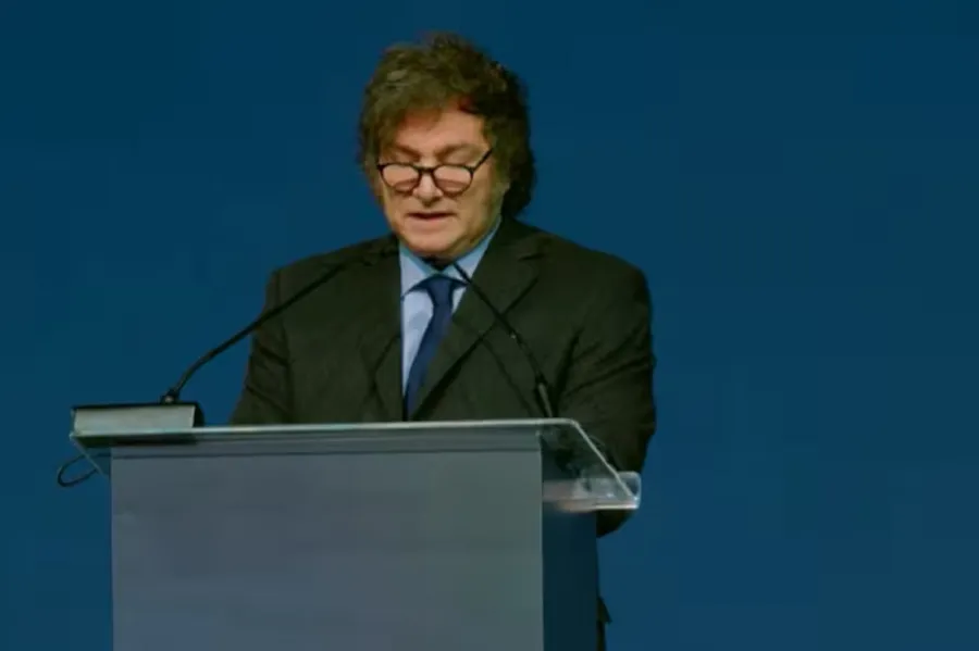 Milei, en Brasil, no escatimó solapadas críticas a Lula y calificó a Bolsonaro como perseguido político