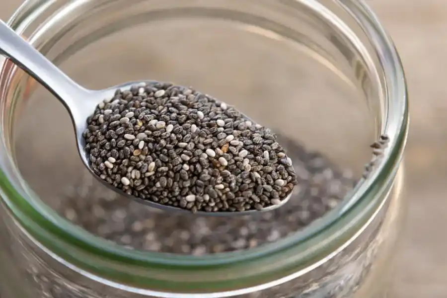 Las semillas de chía ayudan a regular los niveles de azúcar en sangre.