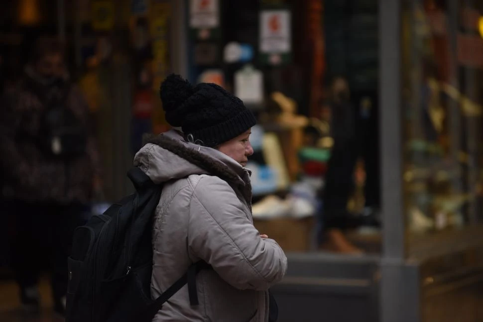 ¡HABRÁ QUE ABRIGARSE! Según el pronóstico, tendremos algunos días con temperaturas bajo cero este mes. LA GACETA / FOTO DE Analía Jaramillo