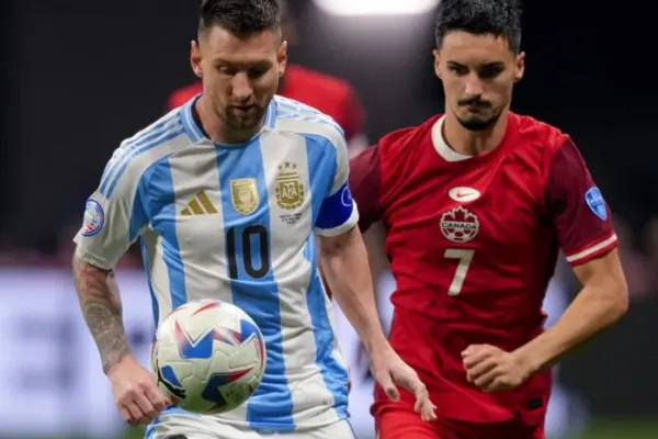 Con goles de Julián Álvarez y Lionel Messi, Argentina venció 2-0 a Canadá