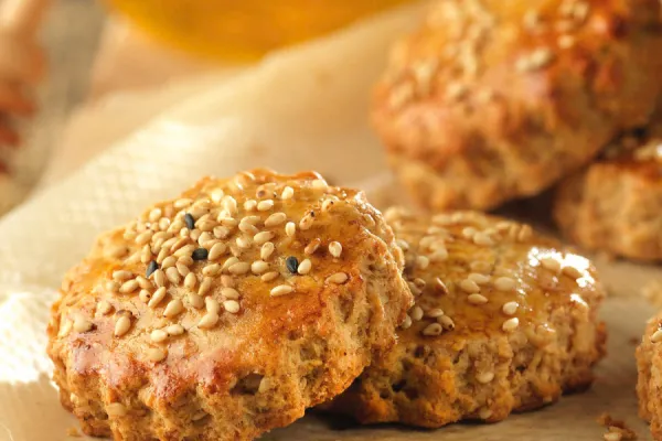 Galletas de sésamo y miel: cómo preparar este snack saludable en tres pasos y con pocos ingredientes