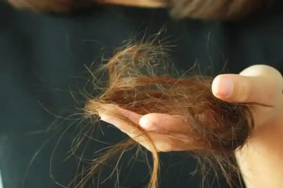 ¿Qué pasa cuando soñamos que s enos cae el pelo a manojos?