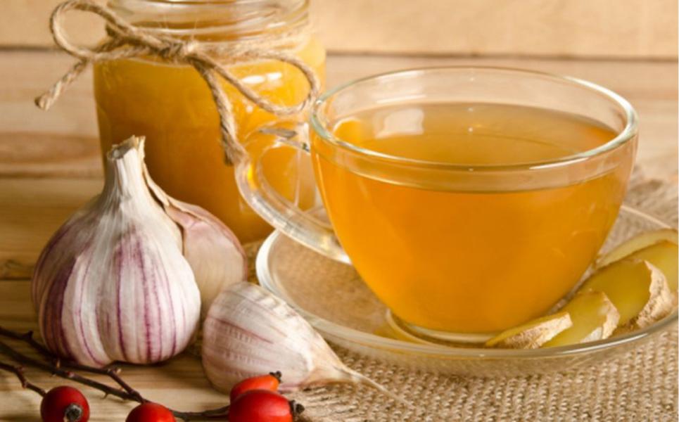 ¿Cuál es el remedio a base de ajo que ayuda a aliviar la tos?