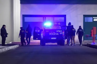 Los rugbiers franceses acusados de violación llegaron a Mendoza para declarar ante la Justicia