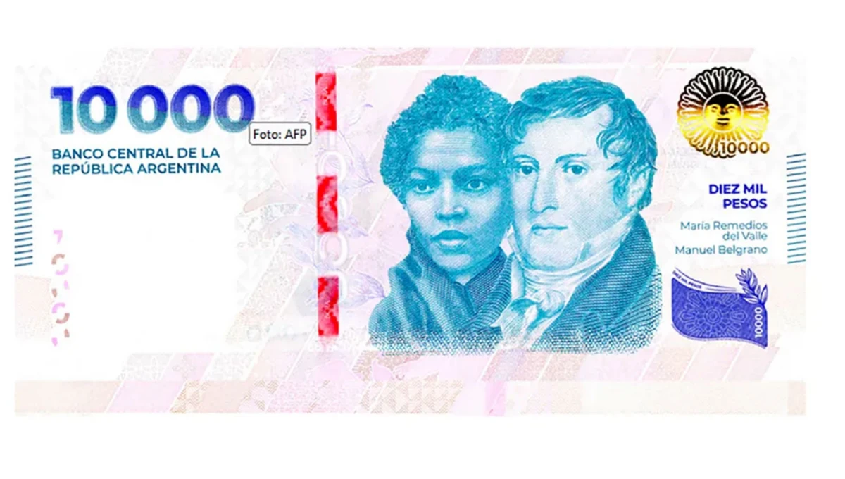 CIFRA. El billete de $ 10.000 dejará en breve de ser la moneda circulante de mayor denominación.