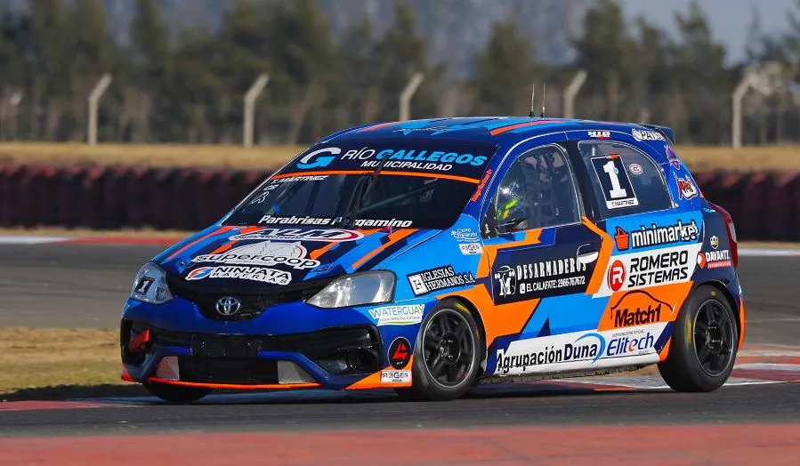 SIN PROBLEMAS. Thiago Martínez ganó su tercera carrera del año.