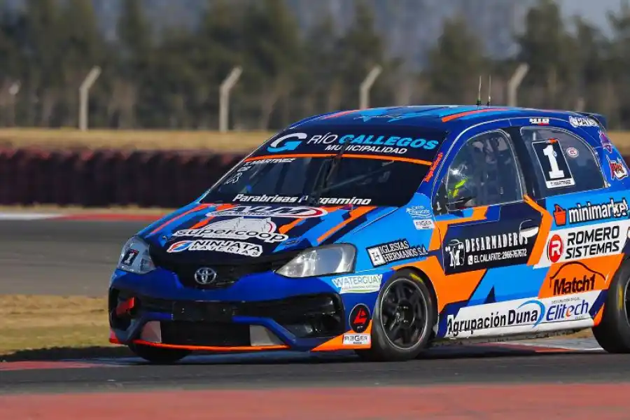 SIN PROBLEMAS. Thiago Martínez ganó su tercera carrera del año.