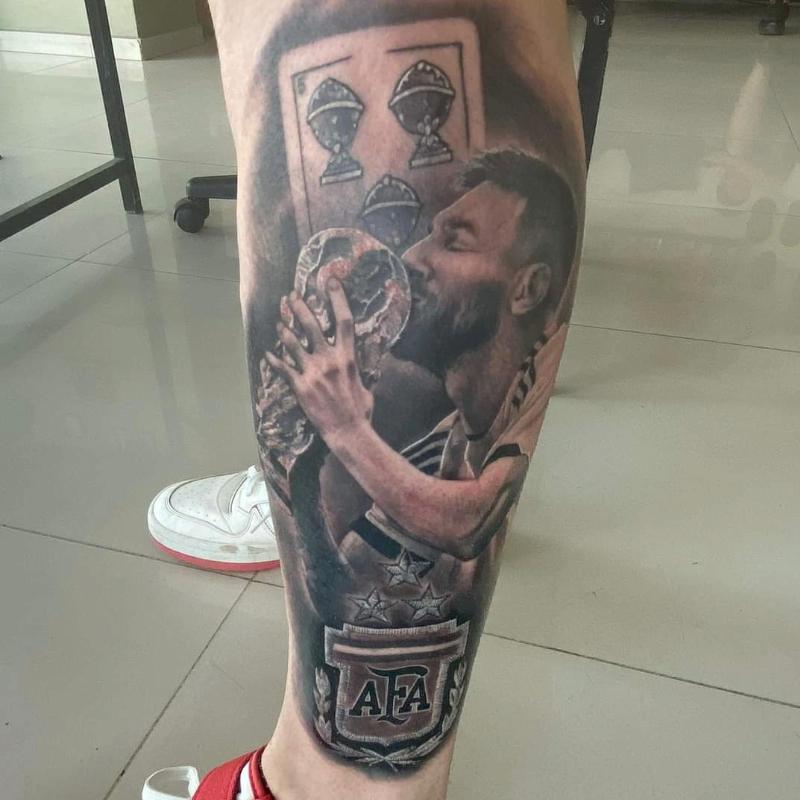 Lionel Messi, el fenómeno que inspira tatuajes, viajes y nombres