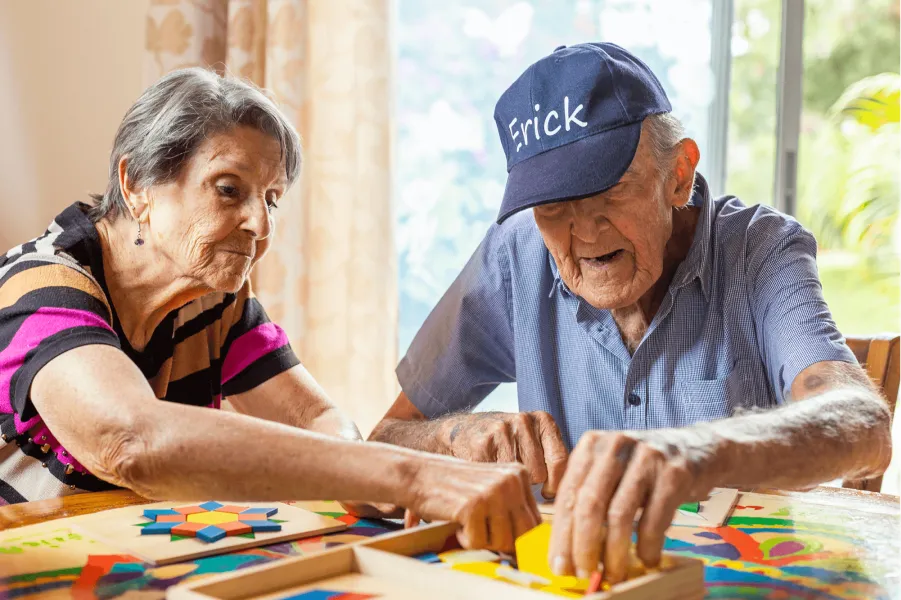 El Alzheimer puede prevenirse desde temprana edad.