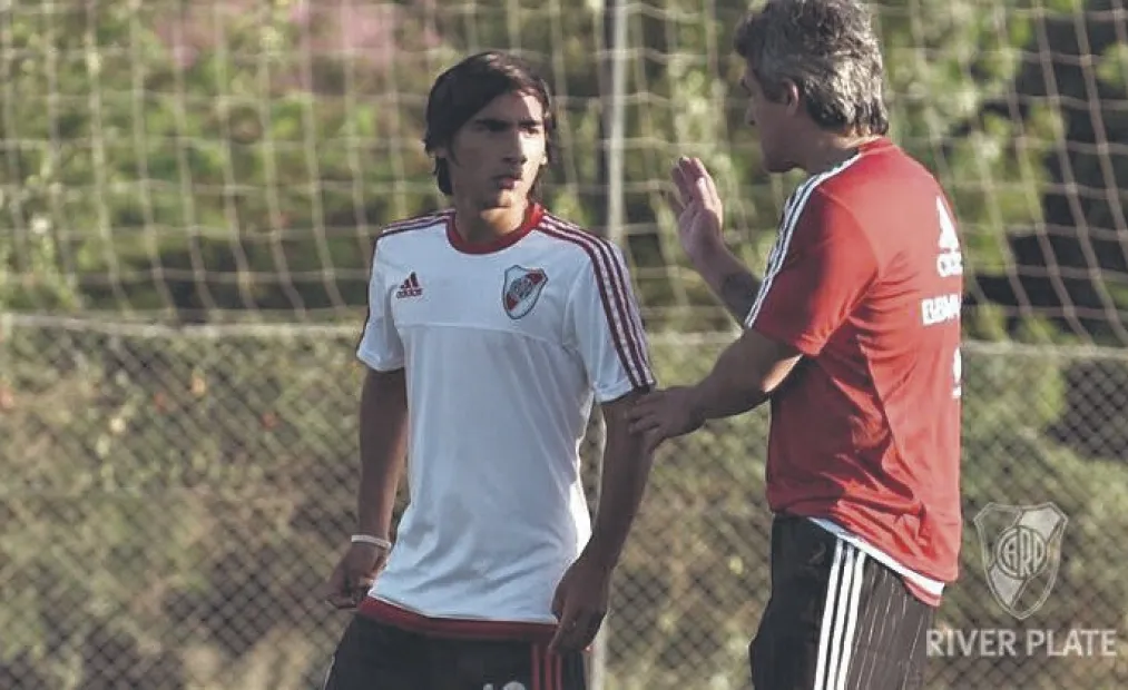 Es tucumano, quedó libre de River a los 18 años, juega en Estados Unidos y sueña con tener una chance en el fútbol argentino