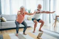 Ejercicios fáciles para hacer en casa y mejorar el equilibrio en la tercera edad
