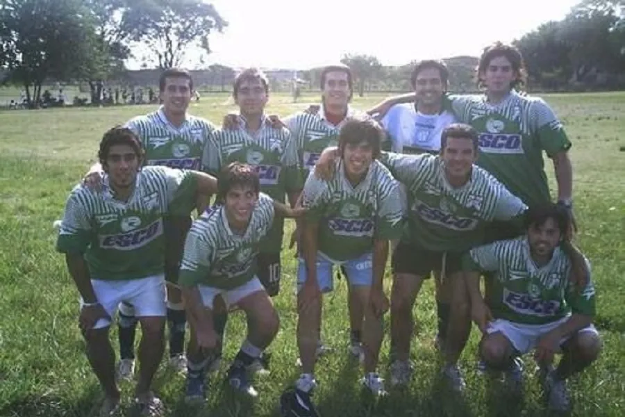 INICIOS. En 2004 se formó el equipo y la primera camiseta que usaron fue la de Ferro, que luego le dio el color a 