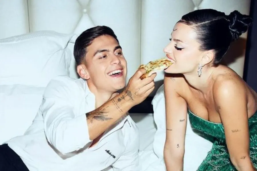 MUCHO AMOR. Esta foto publicó Dybala en su instagram con la caption 