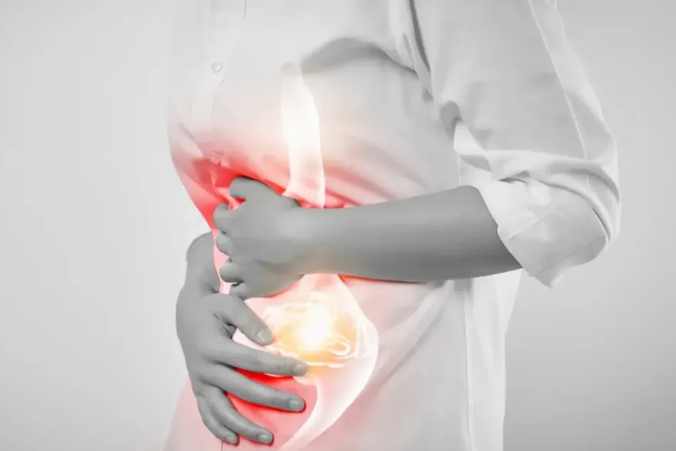Gastritis por estrés: cuáles son los síntomas y cuándo deberías ir urgente al médico