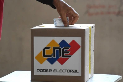 Maduro enfrenta una campaña convulsa con resultado incierto