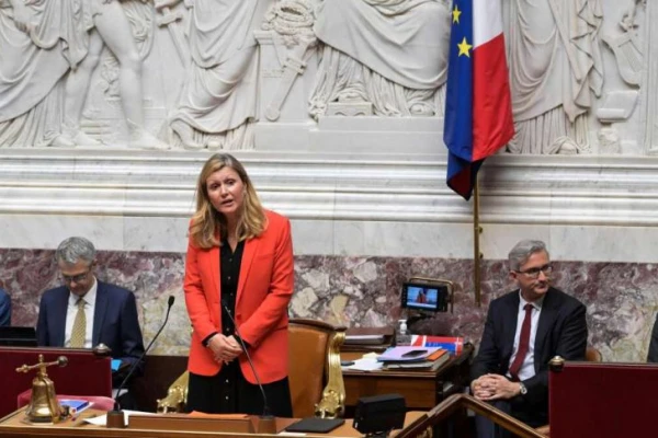 Una sorpresa en el Parlamento francés: candidata de Macron, a la presidencia