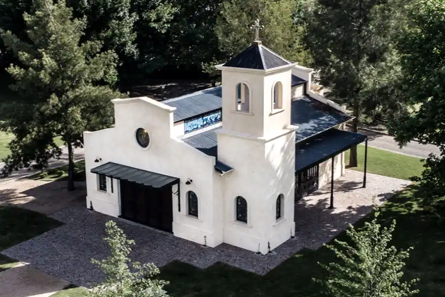 Lago artificial, capilla y 11 pabellones: la exclusiva quinta en la que se casarán Oriana Sabatini y Paulo Dybala