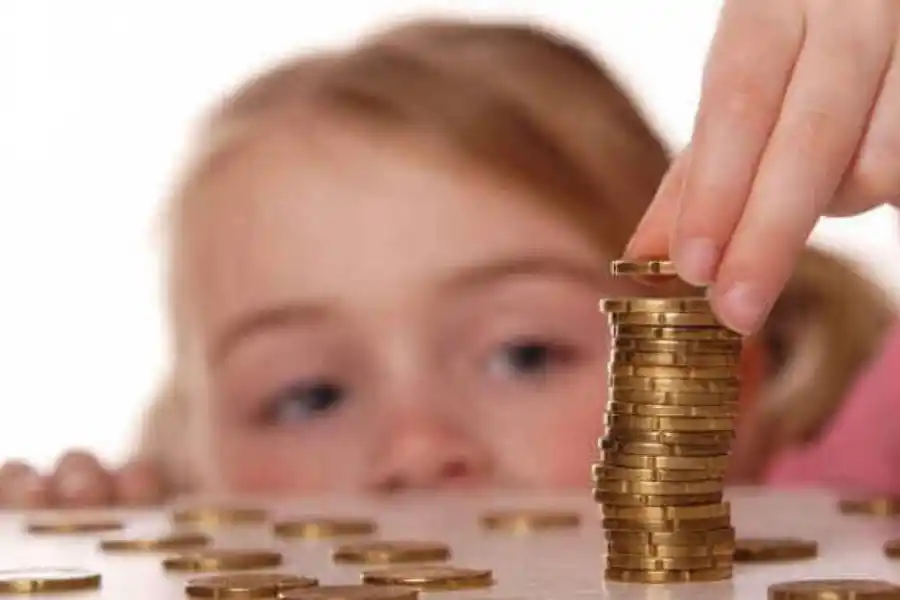 Cómo enseñarles a los chicos a manejarse con el dinero