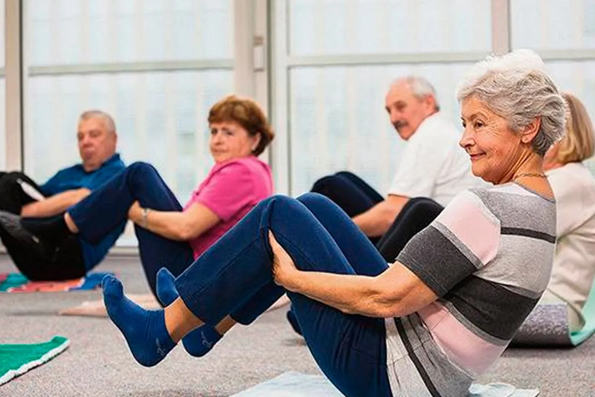 Cuántos días de gimnasia son ideales para las personas mayores de 60 años