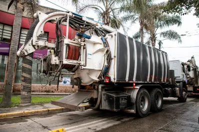 Ciudad Seca: La SAT y Yerba Buena firmaron un convenio para reparar fugas