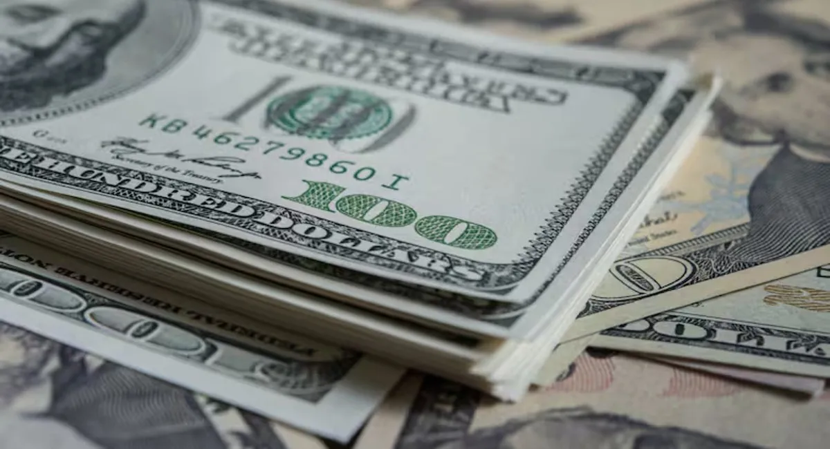 El dólar blue aumentó cinco unidades y quedó a un paso de los $1.450 en la city