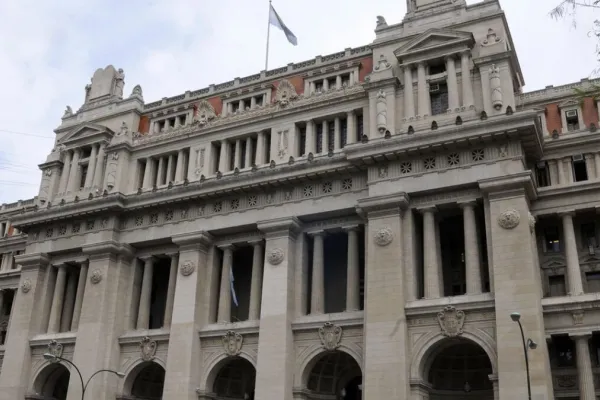 Jueces y empleados judiciales presentaron sus demandas contra la nueva ley de Ganancias