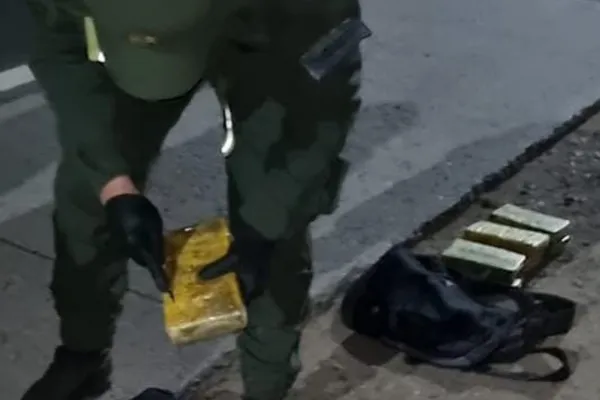 Detuvieron en Tucumán a pasajero de un tour de compras con 14 kilos de cocaína